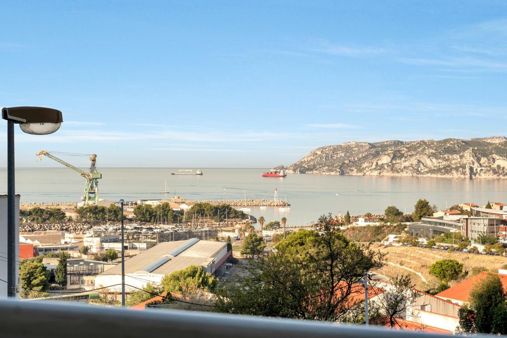 Room In Appartment With Seaview Marsella Exterior foto